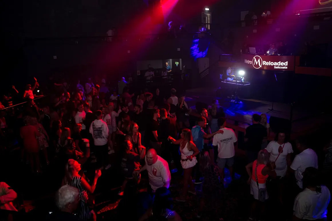 Metro Reloaded crowd on the dancefloor